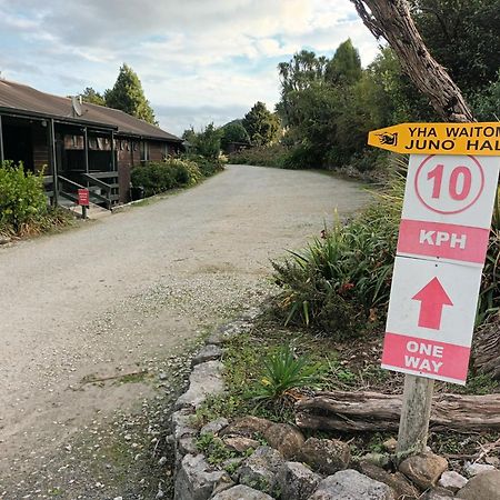 Junohall Backpackers Cuevas de Waitomo Exterior foto