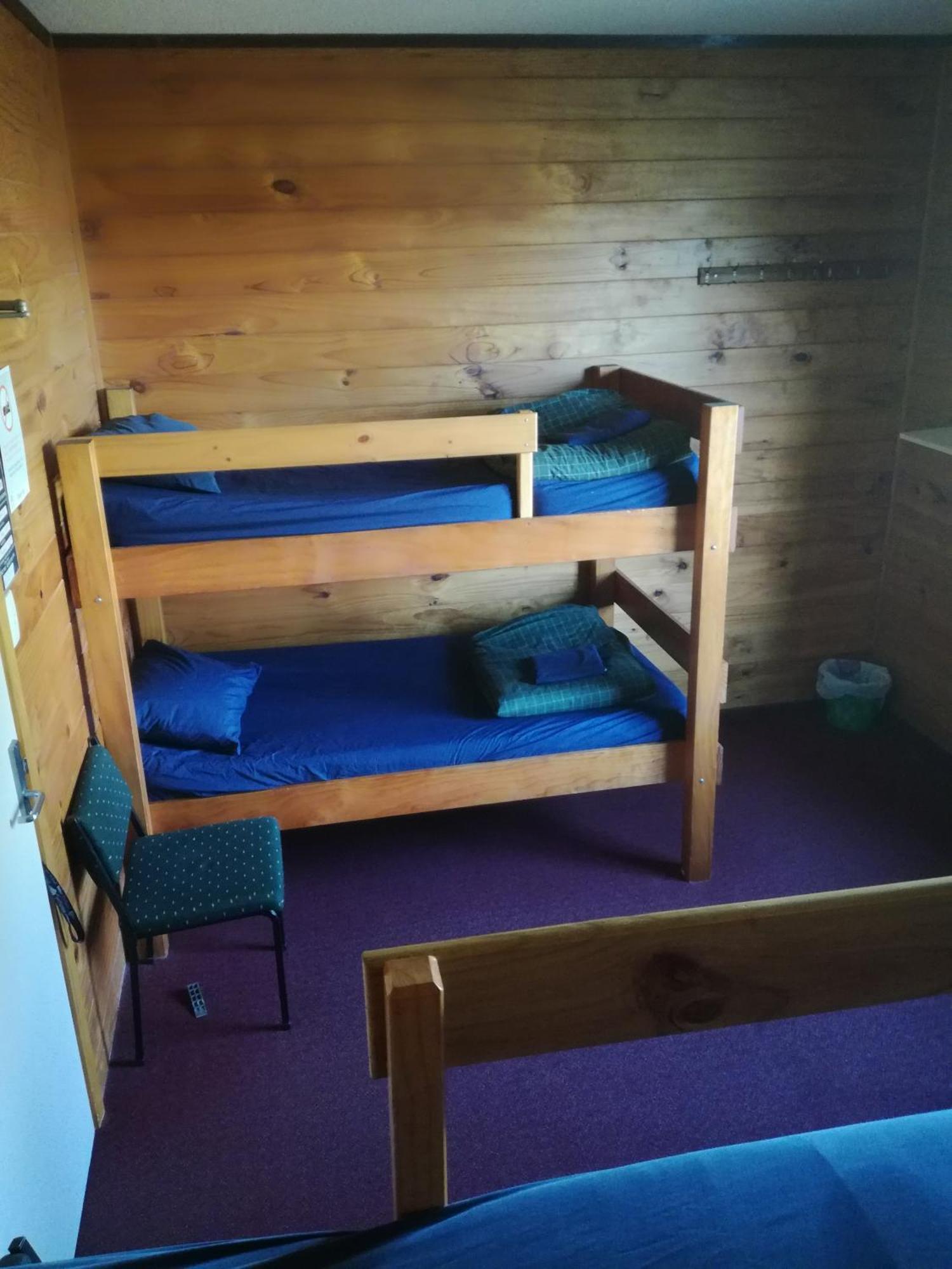 Junohall Backpackers Cuevas de Waitomo Exterior foto