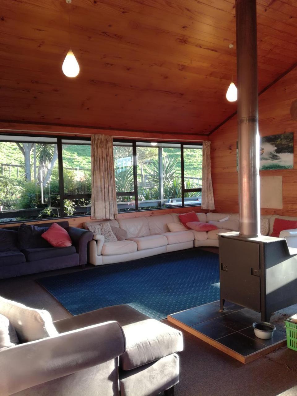 Junohall Backpackers Cuevas de Waitomo Exterior foto